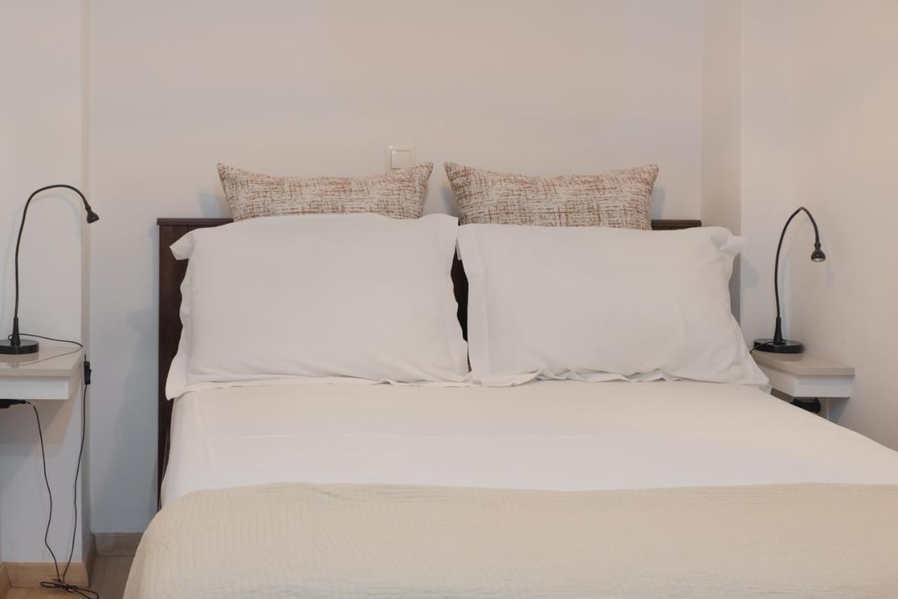 Amazing Apartment 2 Min To Acropolis เอเธนส์ ภายนอก รูปภาพ