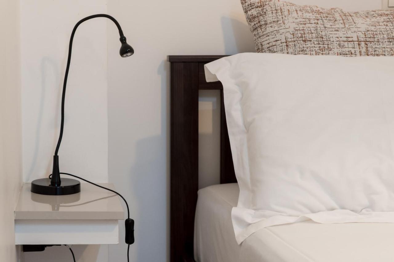 Amazing Apartment 2 Min To Acropolis เอเธนส์ ภายนอก รูปภาพ